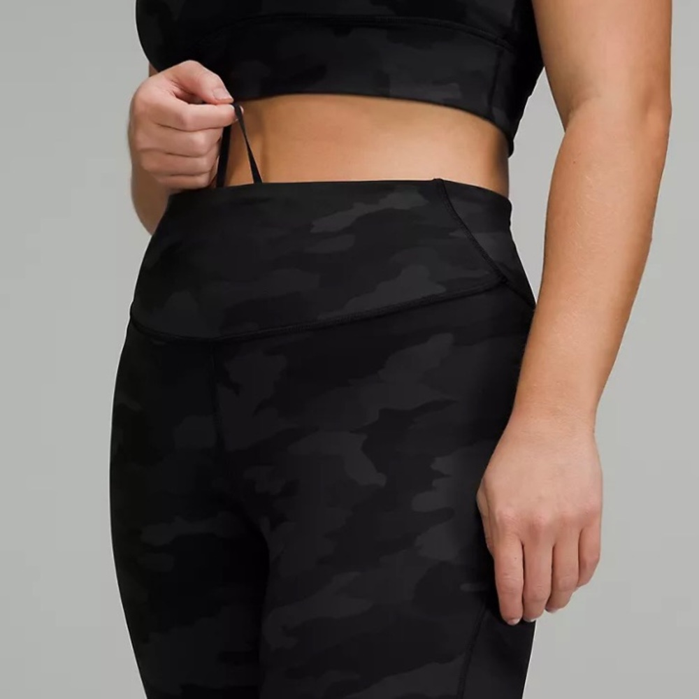 NEW! lululemon athletica Base Pace High Rise 28” Tights - Size 4 - $98 Retail - Picture 4 of 9